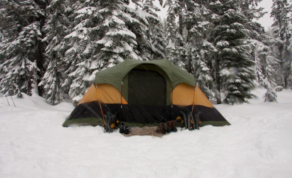 How to Heat a Tent Without Electricity (6 Best Ways for 2023)