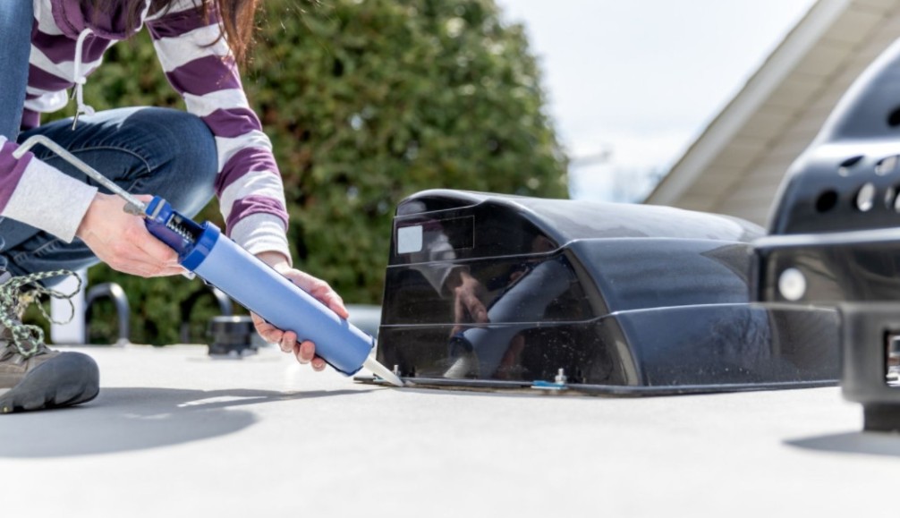 how to fix a leaking camper roof